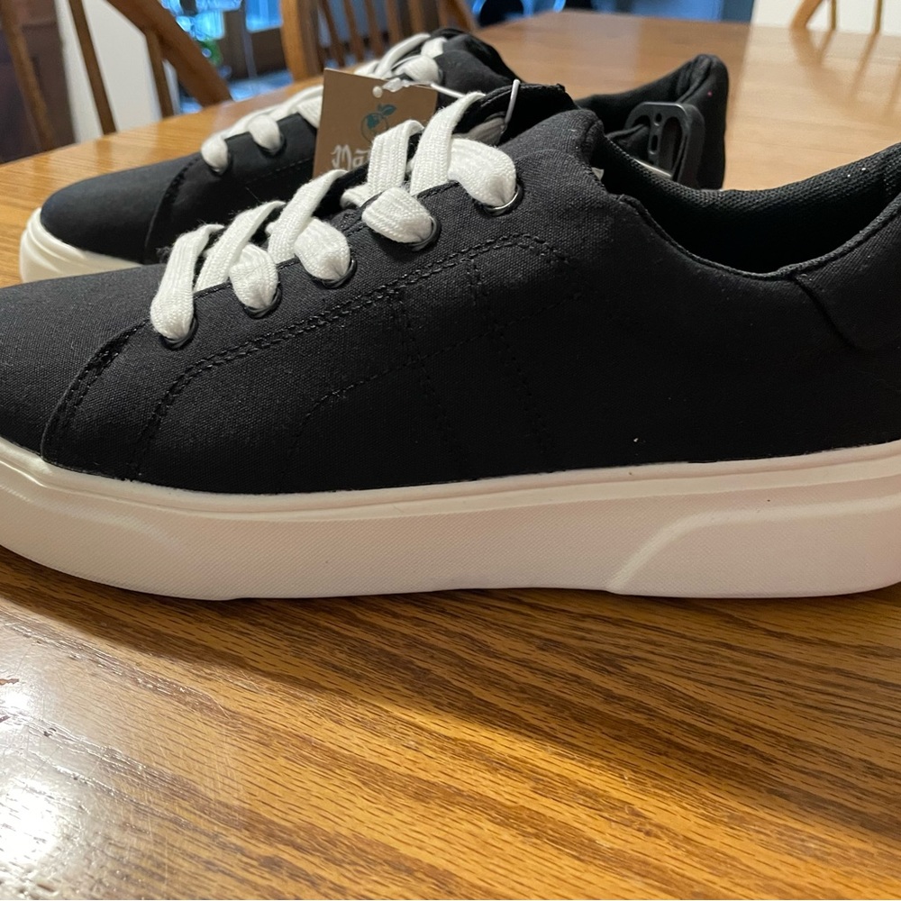 Mad, love tie up sneakers - Picture 2 of 11